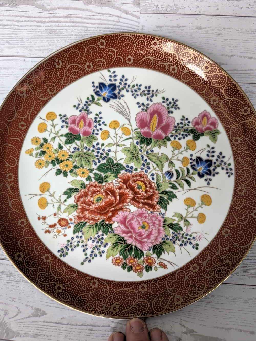 Vintage Japanese Satsuma Style Floral Decorative Plate - Gold Gilt 10.5"